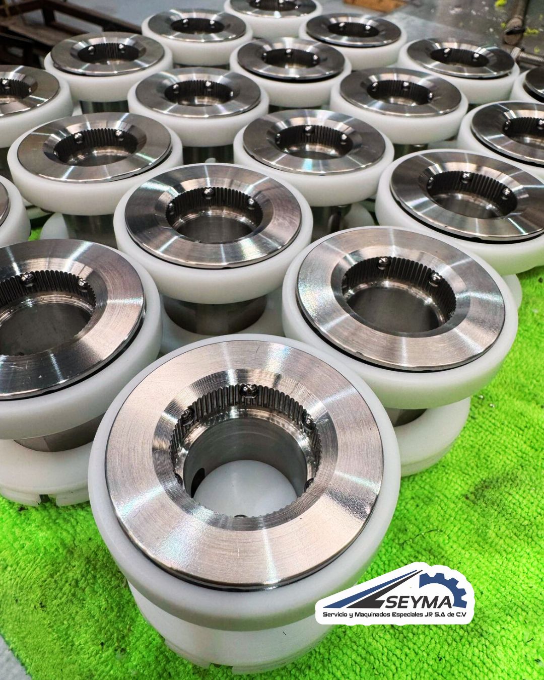 Proceso de maquinado CNC en taller